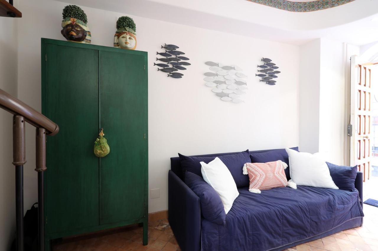 Porta Catania & Duomo Cozy Apartment タオルミーナ エクステリア 写真